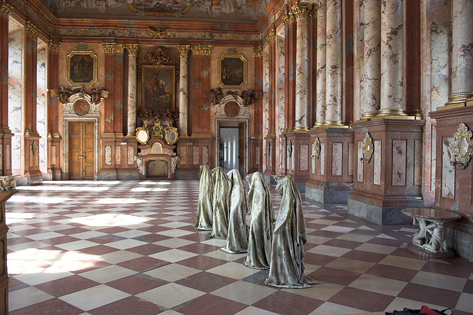 Guardians of Time at Versailles-images via Manfred portfolio