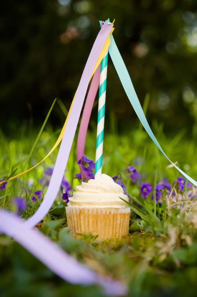 Wishing you the best May Day-image via the cupcake project